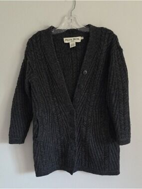 ARAN Mor | chunky cable knit charcoal wool cardigan sweater vintage Sz M